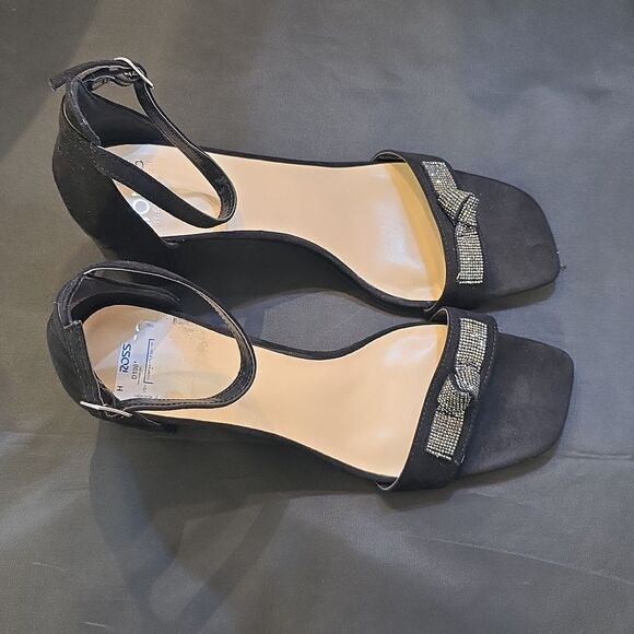 BRAND NEW JONES NEW YORK ANKLE STRAP HEEL with SPARKLE BOW SANDAL - Picture 9 of 15